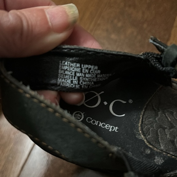 Born Platform Black Sandals- Size 7- Excellent Condition - Picture 7 of 11